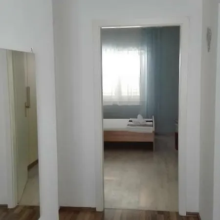 Apartment Apartman Sara Sibenik