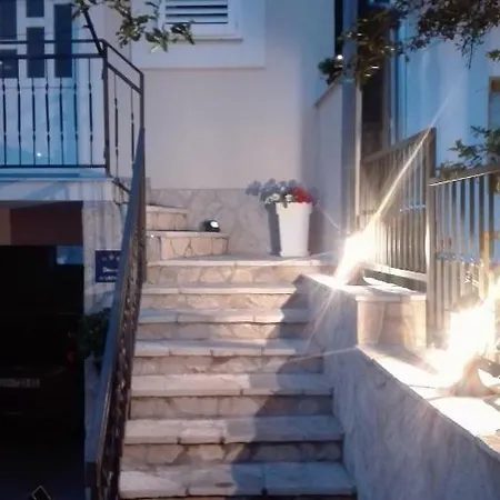 Apartman Sara Appartamento *